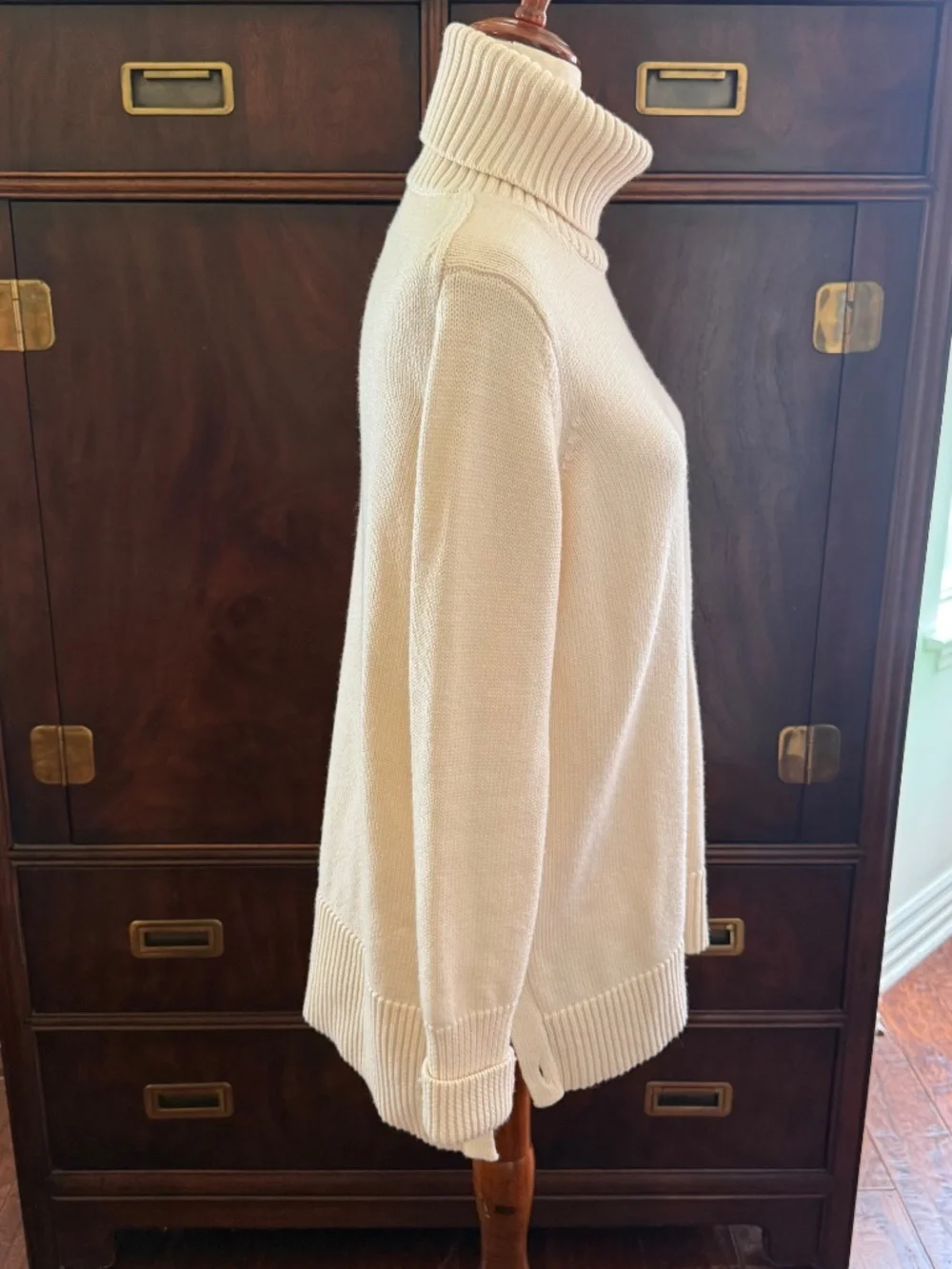 Tuckernuck Sophia Ivory Turtleneck Sweater Size S - Picture 7 of 13